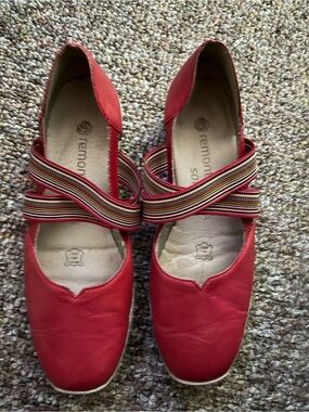 Remonte Red Soft Leather Mary Janes